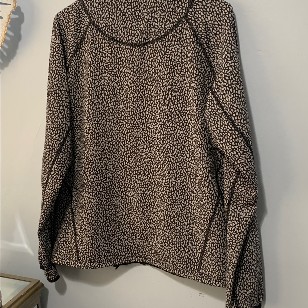 Lululemon Real Quick Jacket - Picture 9 of 10